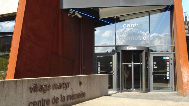 Entrée du Centre de la mémoire Oradour